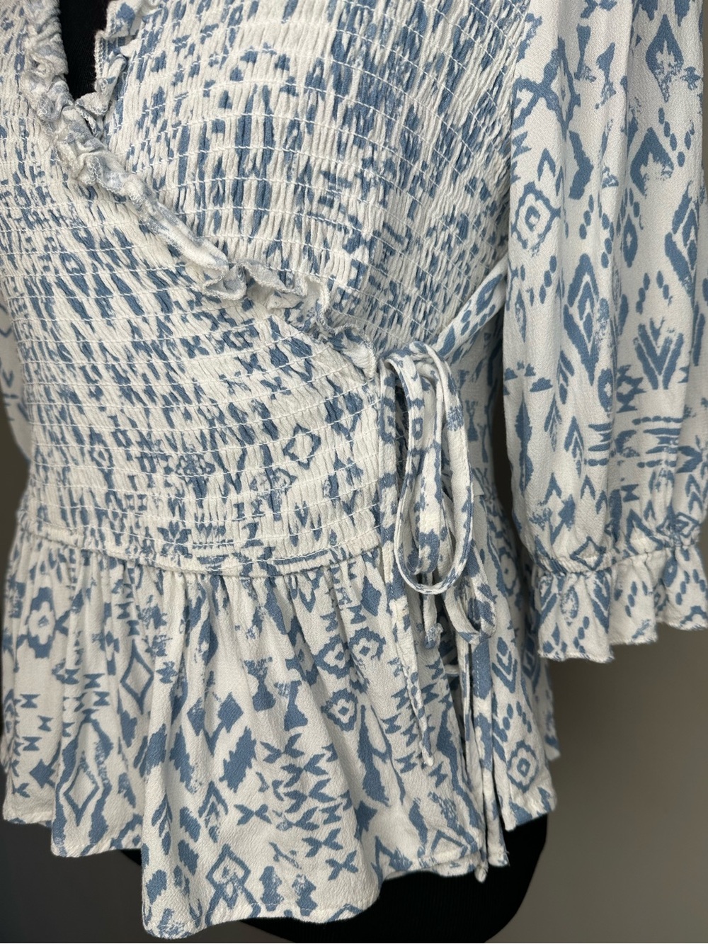 Blue and White Wrap Short Sleeve Shirt